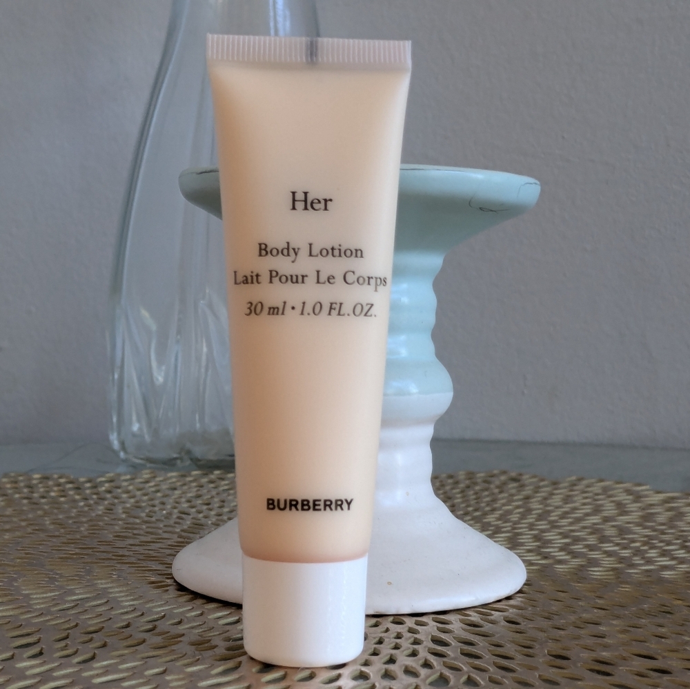 Burberry her body lotion
